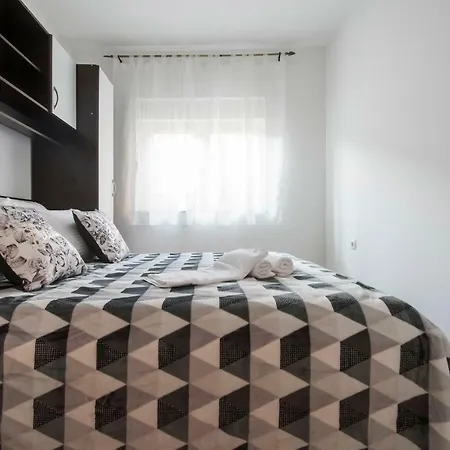 Guest house Dona 3*