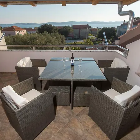 Dona Guest house